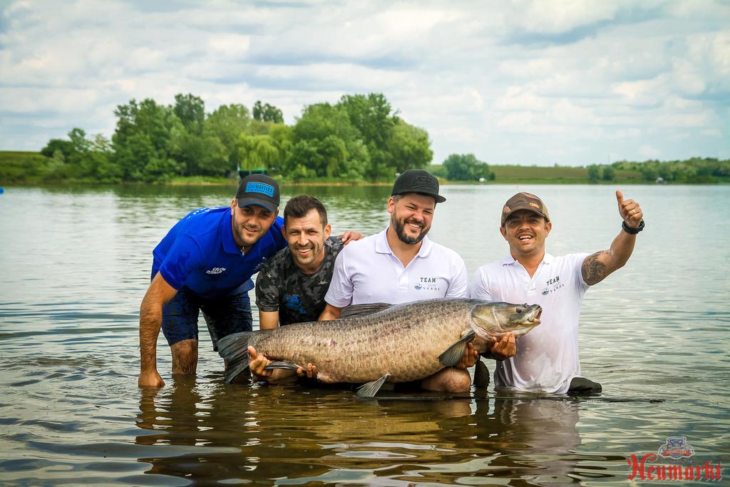 Cel mai mare peste prins vreodata la Sarulesti. 